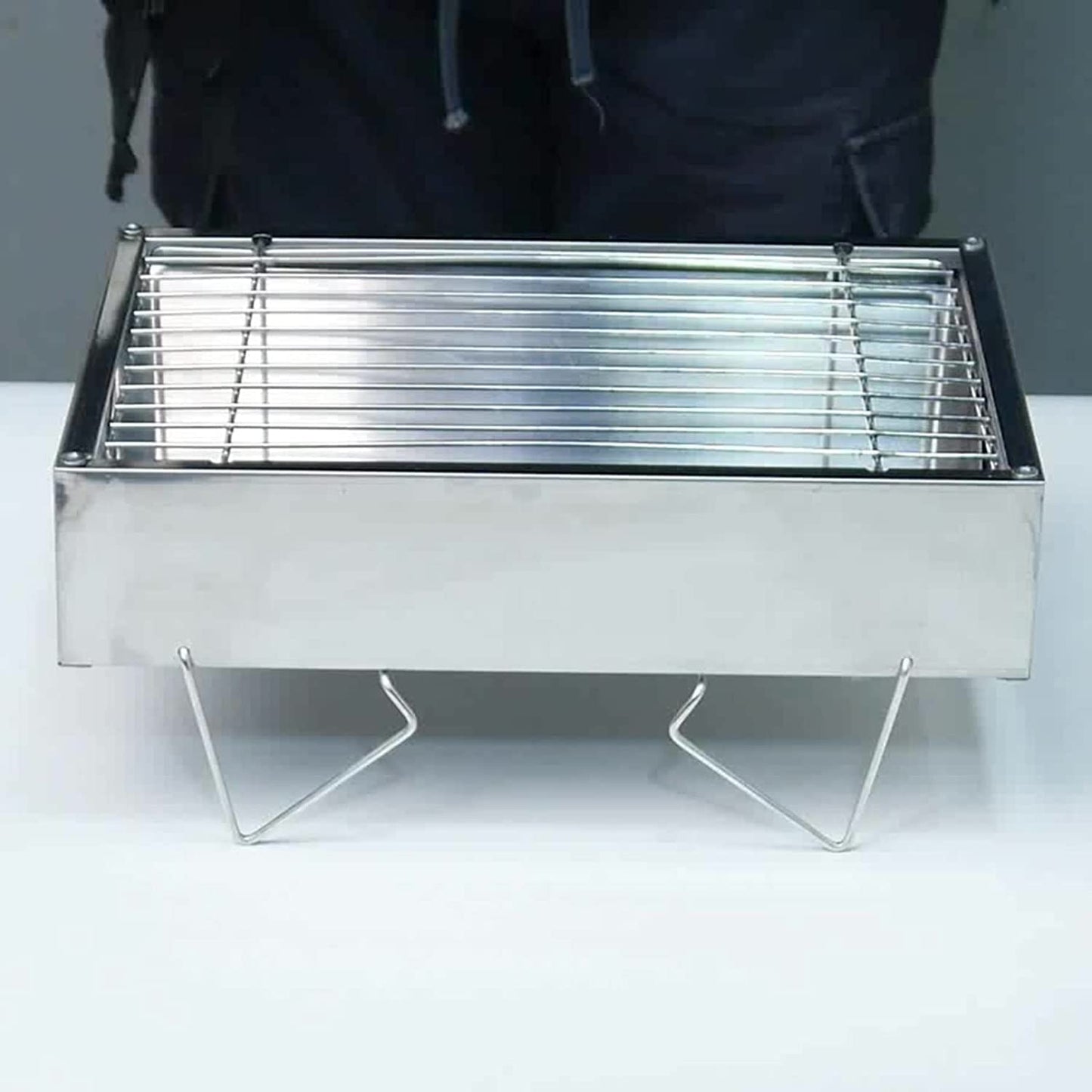 Parrilla de Carbón Portátil WgGUIF – Mini BBQ Plegable de Acero Inoxidable, Ideal para Camping y Exteriores