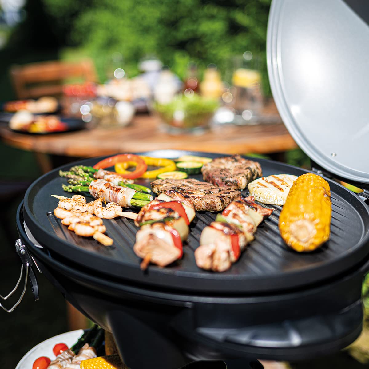 Parrilla Eléctrica Cloer 6789, 2400 W, Superficie Antiadherente de 38,5 x 52,5 cm, Uso Interior y Exterior, Soporte Desmontable